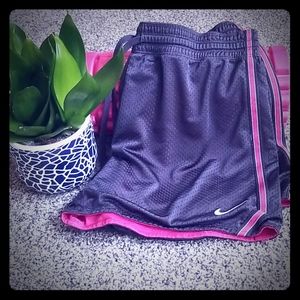 Women's basketball shorts